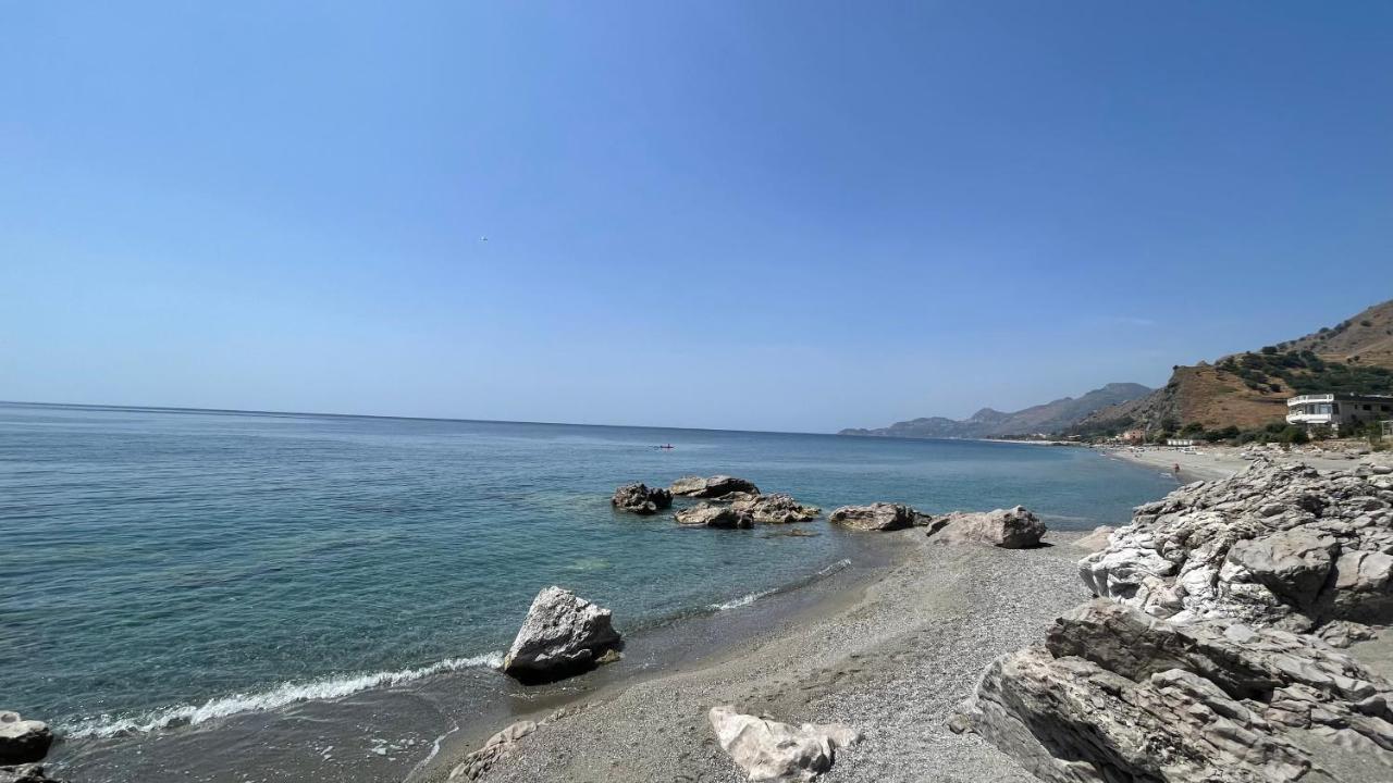 Baia Aurora Vila Letoianni Exterior foto